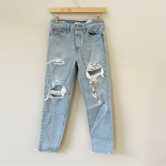 Levi’s Wedgie Icon Fit Jeans Ankle High Rise Light Wash - Picture 1 of 9